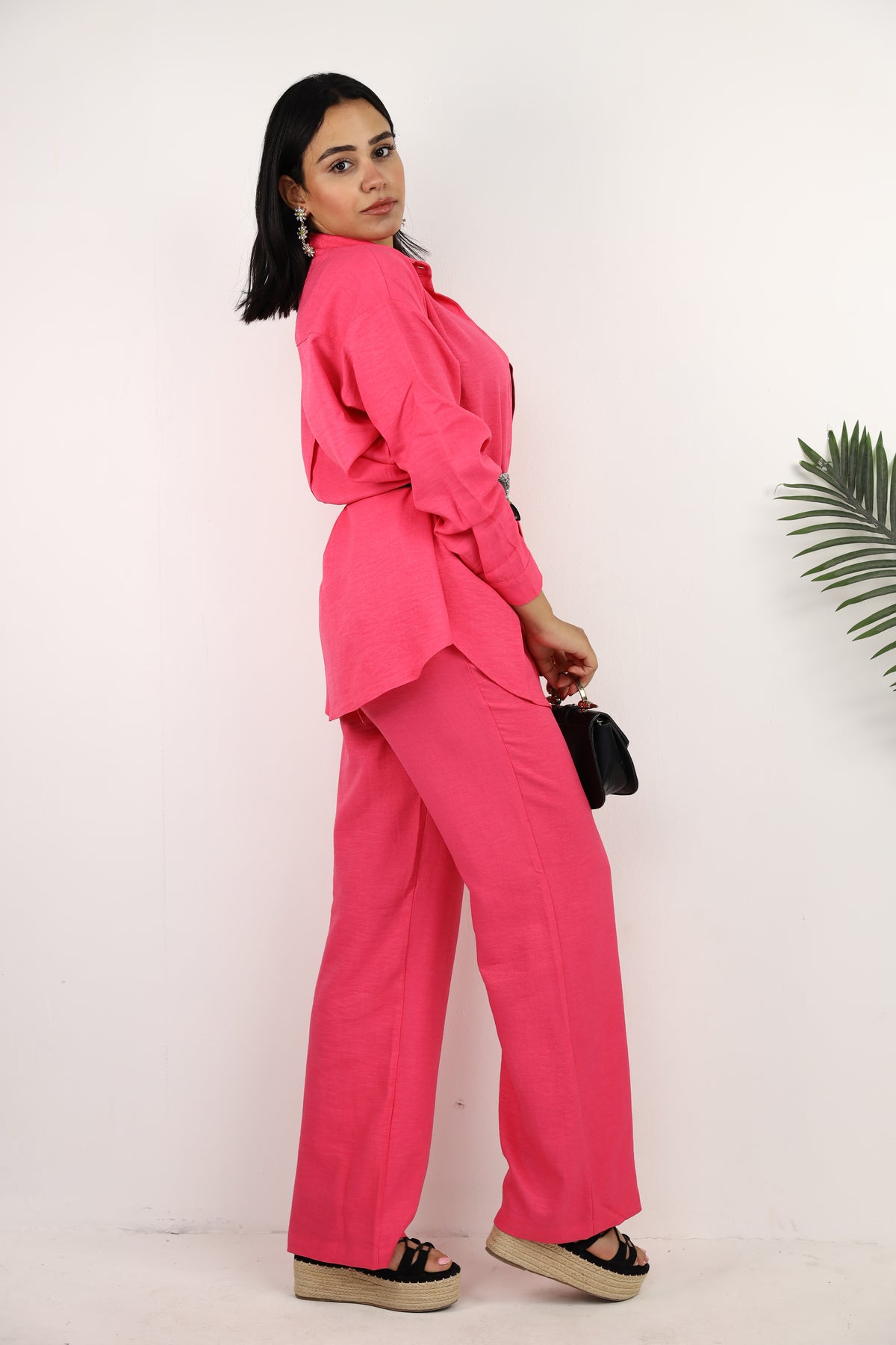 The hot-pink bazic set